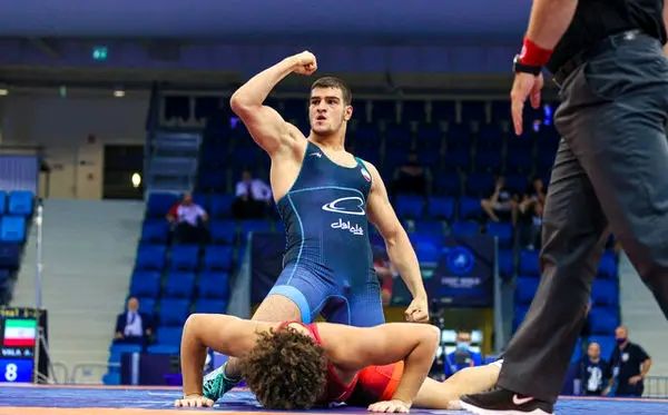 شکست سنگین استقلال در لیگ کشتی/ حسن یزدانی کشتی نگرفت