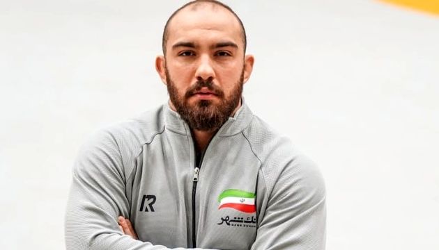 زارع پادشاه سنگین وزن جهان شد