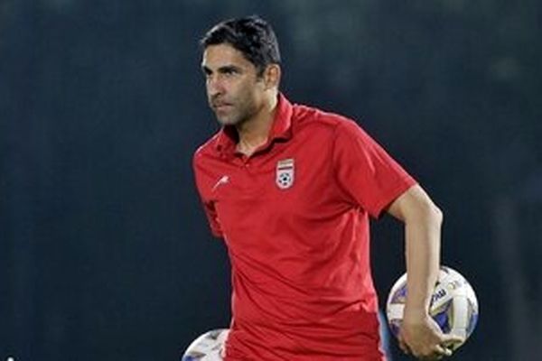 وحید هاشمیان به تهران نمی‌آید!