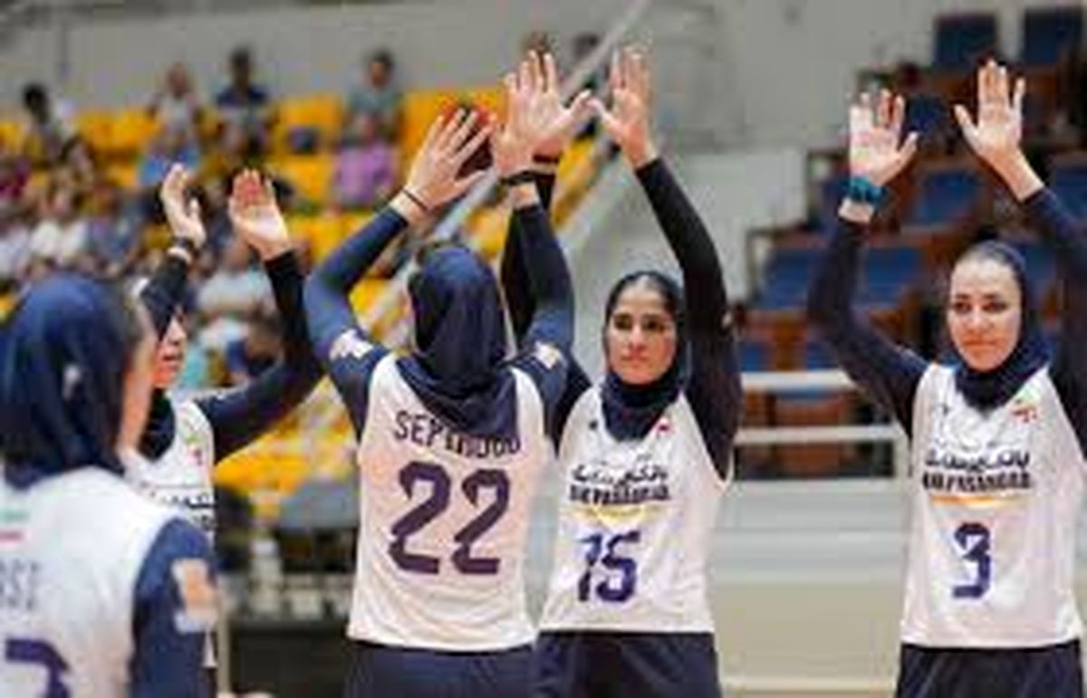 تیم ملی والیبال زنان از چه طریقی وارد ایران می‌شود؟