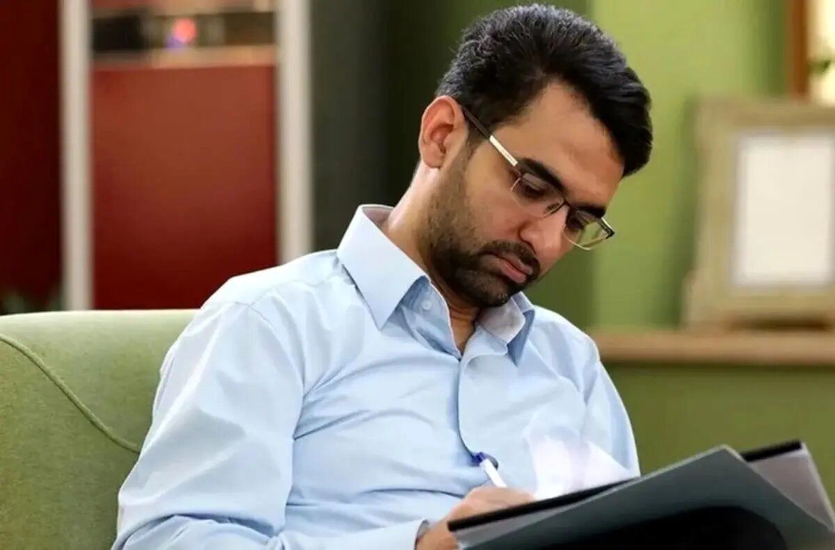 واکنش آذری‌جهرمی به قهرمانی استقلال