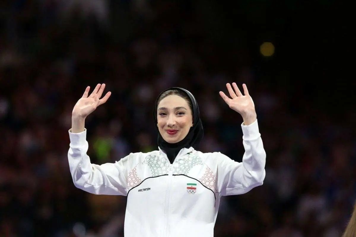 من مبینا نعمتزاده هستم؛ شناختید یا دوباره بگویم؟!