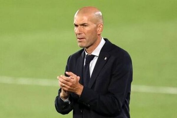 خوشحالی زیدان از دریافت کیت سوم رئال مادرید