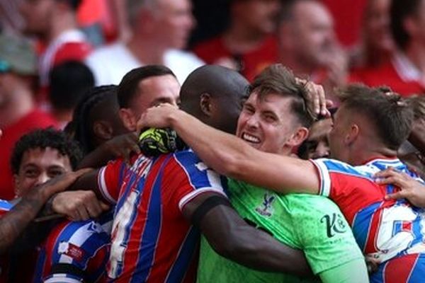 جشن قهرمانی زهرمار شد!