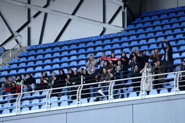 واکنش رئیس فیفا به حضور زنان در ورزشگاه مشهد