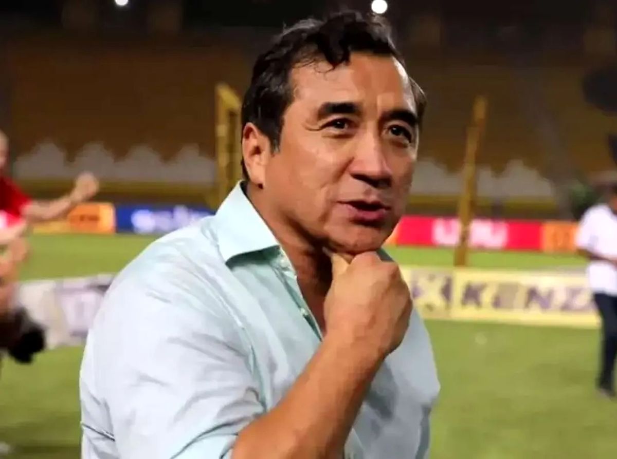 خداداد عزیزی جریمه شد 