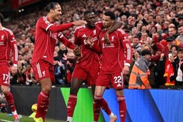 پیروزی لیورپول و چلسی در لیگ جزیره 