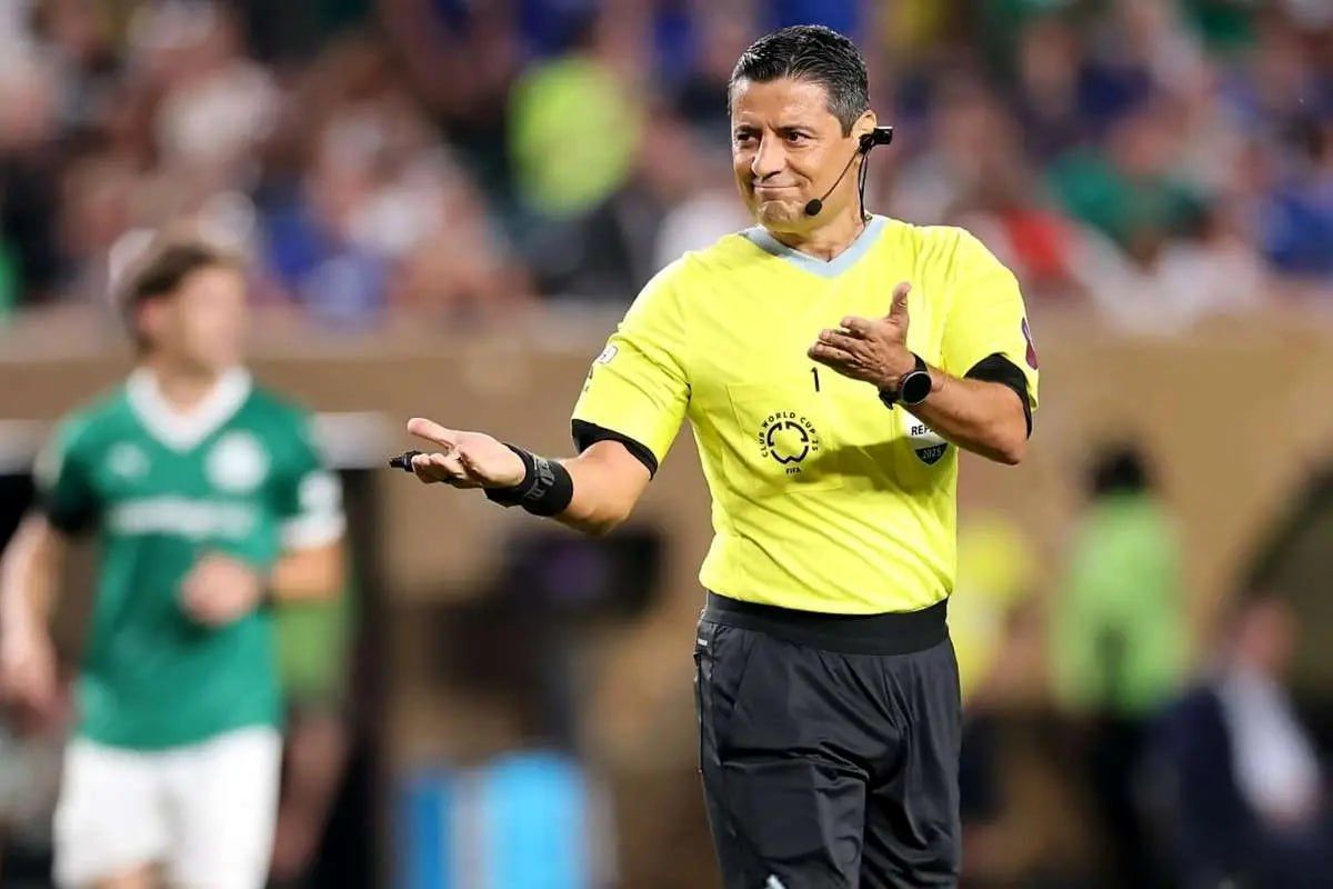 «بی‌داوری» به «بی‌برقی» اضافه شد؛ یاد علیرضا فغانی بخیر