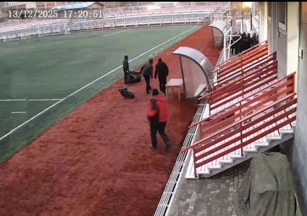 ویدئوی کتک‌زدن خبرنگار توسط محمود فکری