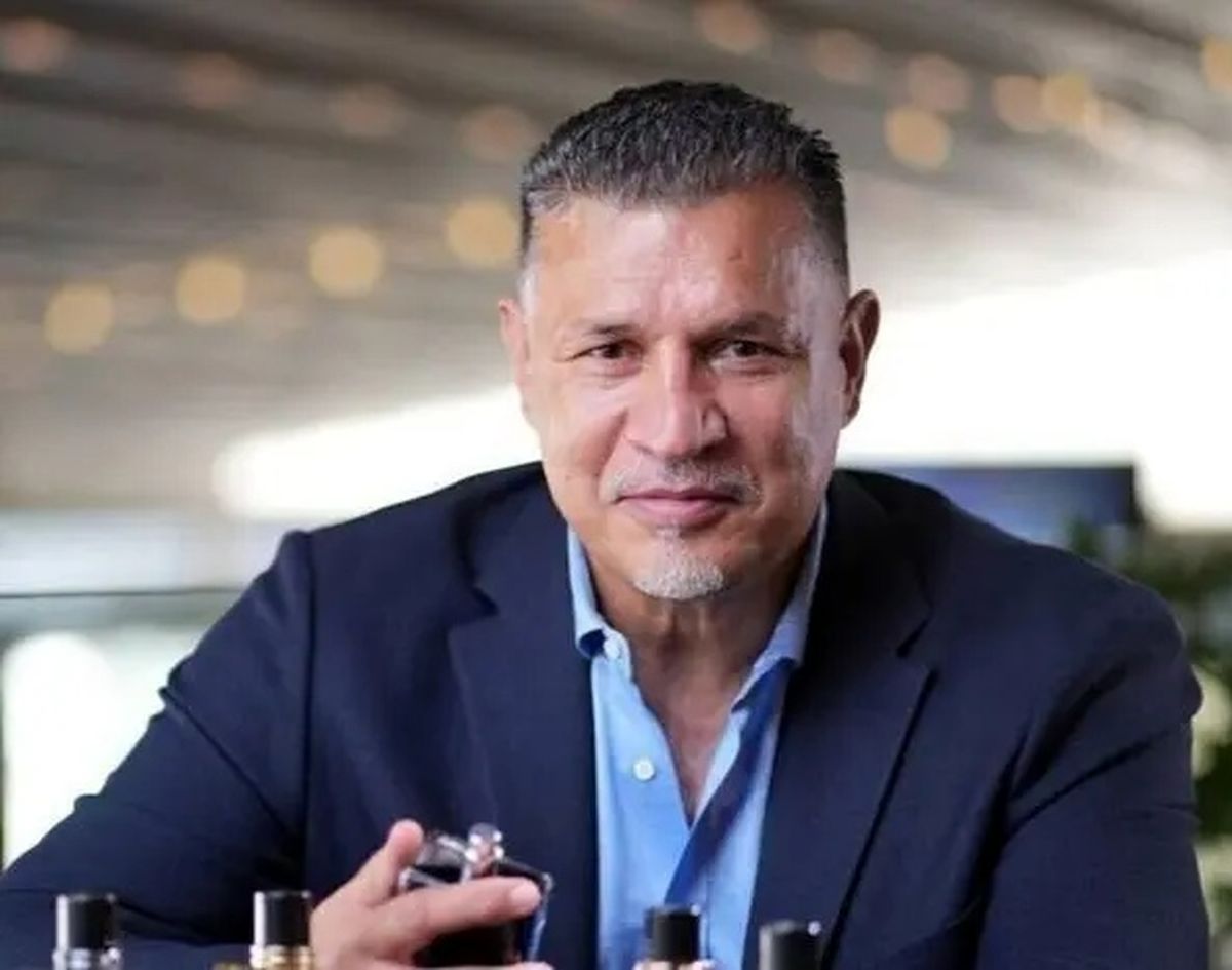 استوری عاشقانه علی دایی برای تولد دخترش نورا