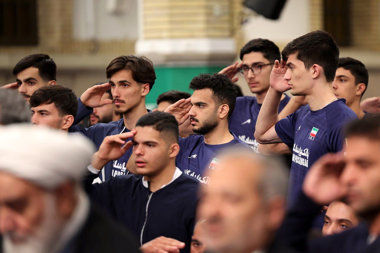 انگشتر رهبر انقلاب به کدام ورزشکار رسید؟