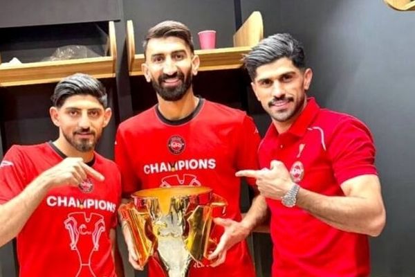 نمک پاشیدن سه تفنگدار روی زخم پرسپولیس!/ عکس 