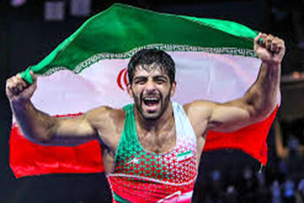 تبریک استقلال به محمدهادی ساروی