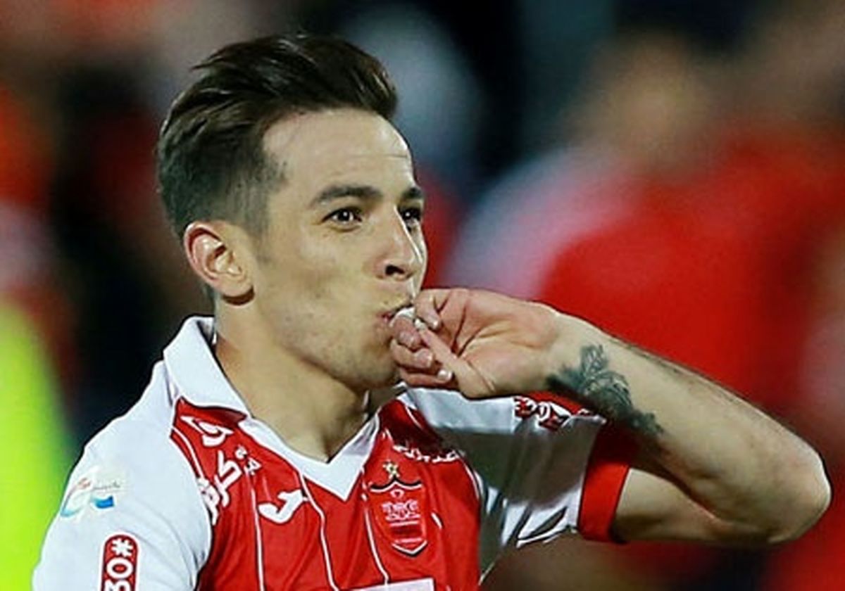 ببینید/ پس از بازبینی طولانی، گل سوم پرسپولیس به دلیل آفساید احمدزاده مردود شد