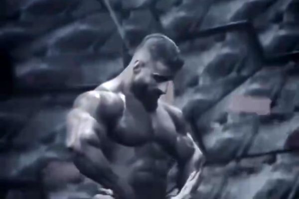 ببینید/ بهت و ناراحتی هادی چوپان بعد از اعلام نام قهرمان مسترالمپیا