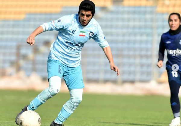 ببینید/ گل تماشایی زهرا سربالی علیشاه، بازیکن گل‌گهر سیرجان به یاسام کردستان