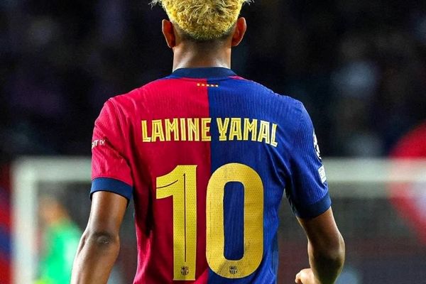 لامین یامال: مسی زیبایی خالص بود/ هدیه خاص بارسلونا به مناسبت تولد ۱۸ سالگی یامال