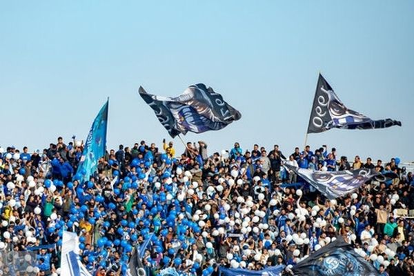 جشن ۸۰ سالگی استقلال در آستانه شب یلدا با حضور وریا، خسرو، سیروس، صمد و پرویز/ ستاره‌های قدیم و جدید آبی ها جمع شدند