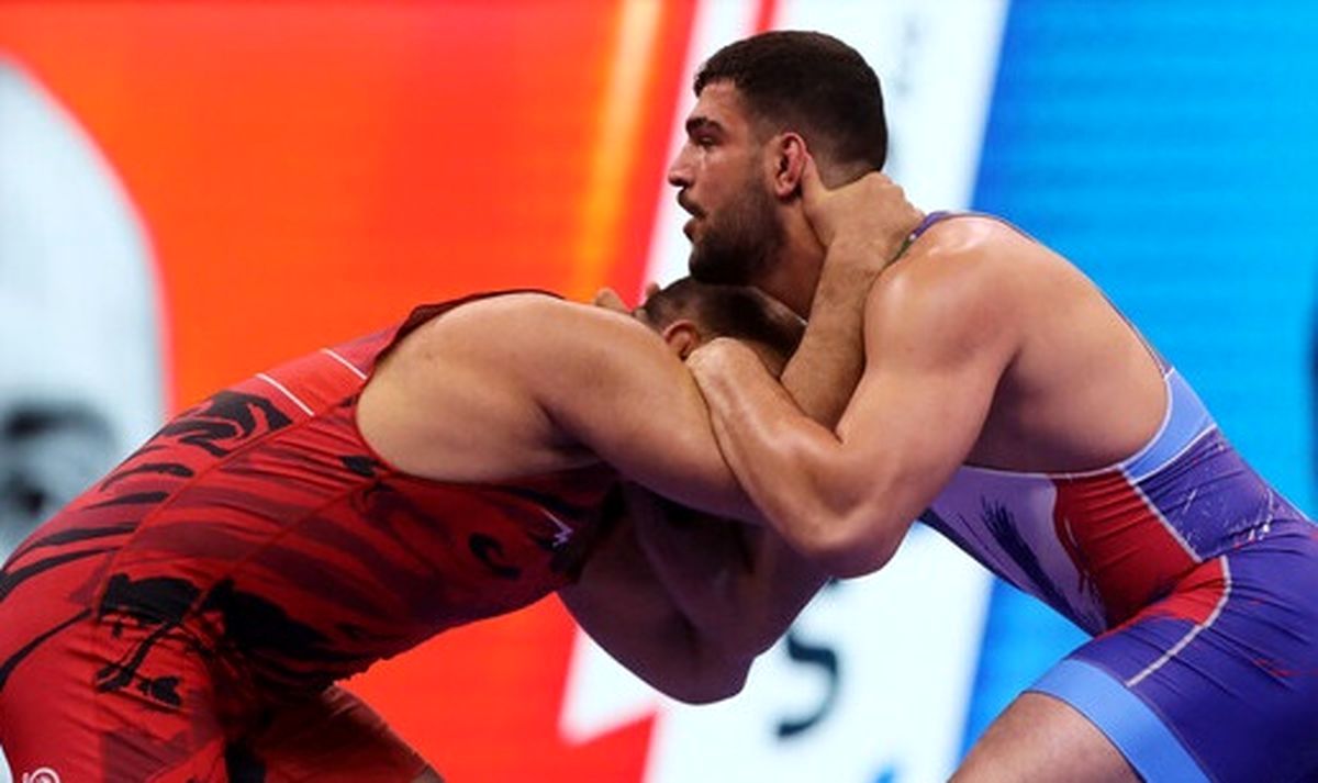 فدراسیون کشتی به امیررضا معصومی برای تغییر تابعیت رضایتنامه نمی‌دهد

