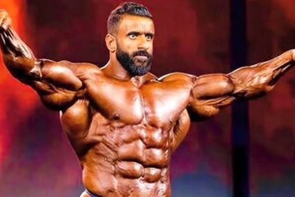 ادعای عجیب یک بلاگر اینستاگرامی درباره هادی چوپان/سینتول می‌زند!