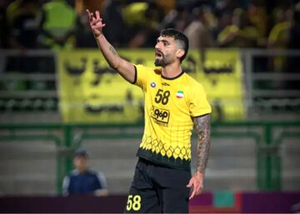 سپاهان 238 میلیارد تومان به همراه یک خانه به محمد دانشگر داد/ روزنامه خراسان: اگر می خواستید اینقدر پول بازیکن بدهید راموس را می خریدید!