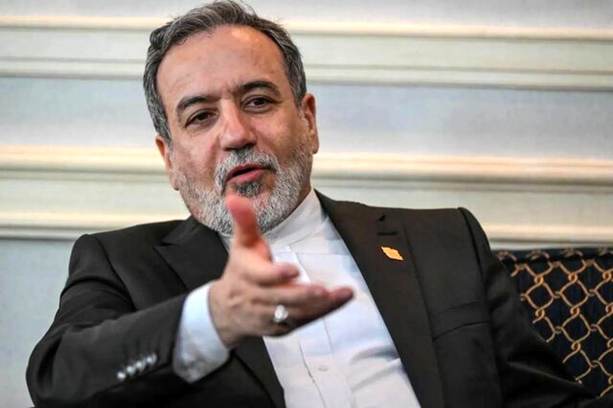 عراقچی: پرسپولیسی ام و لذت فوتبال در کری خواندن است